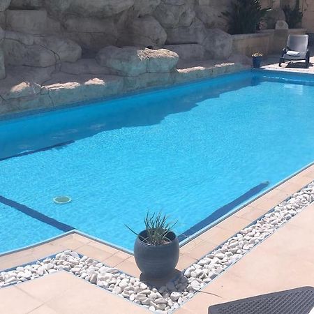 Velver Mansion, Malta - Luxury Villa With Pool Naxxar Esterno foto