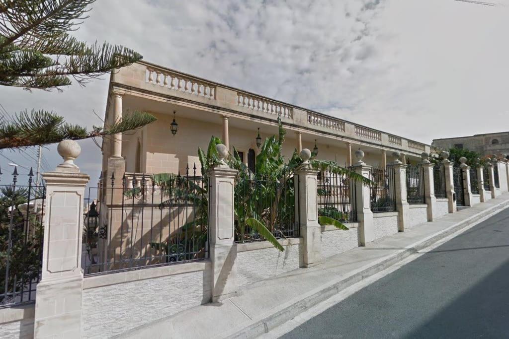 Velver Mansion, Malta - Luxury Villa With Pool Naxxar Esterno foto
